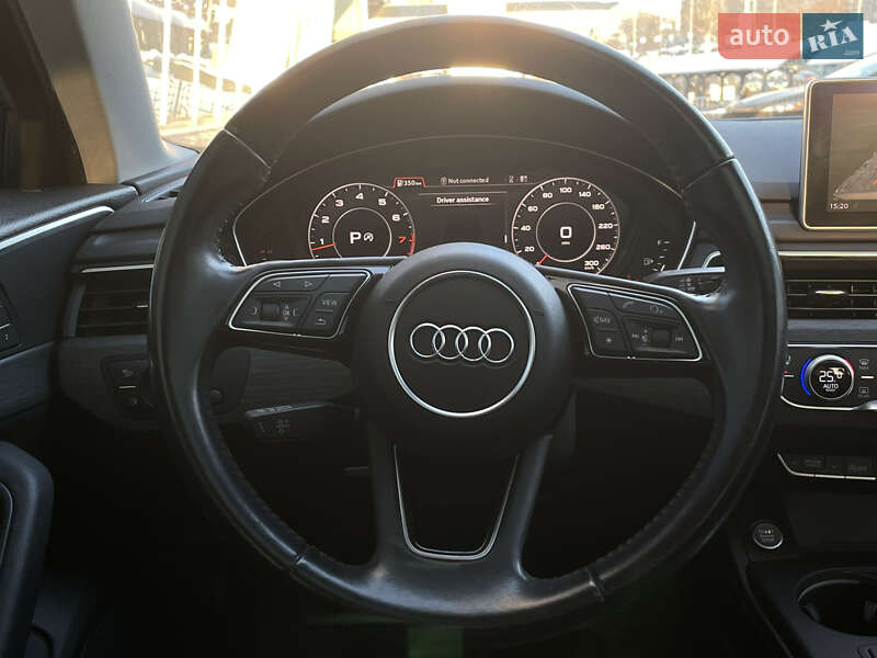 Седан Audi A4 2016 в Киеве