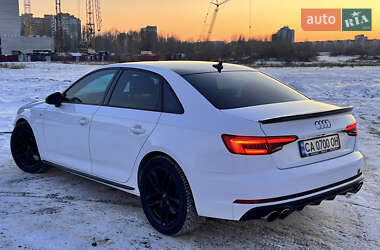 Седан Audi A4 2016 в Черкассах