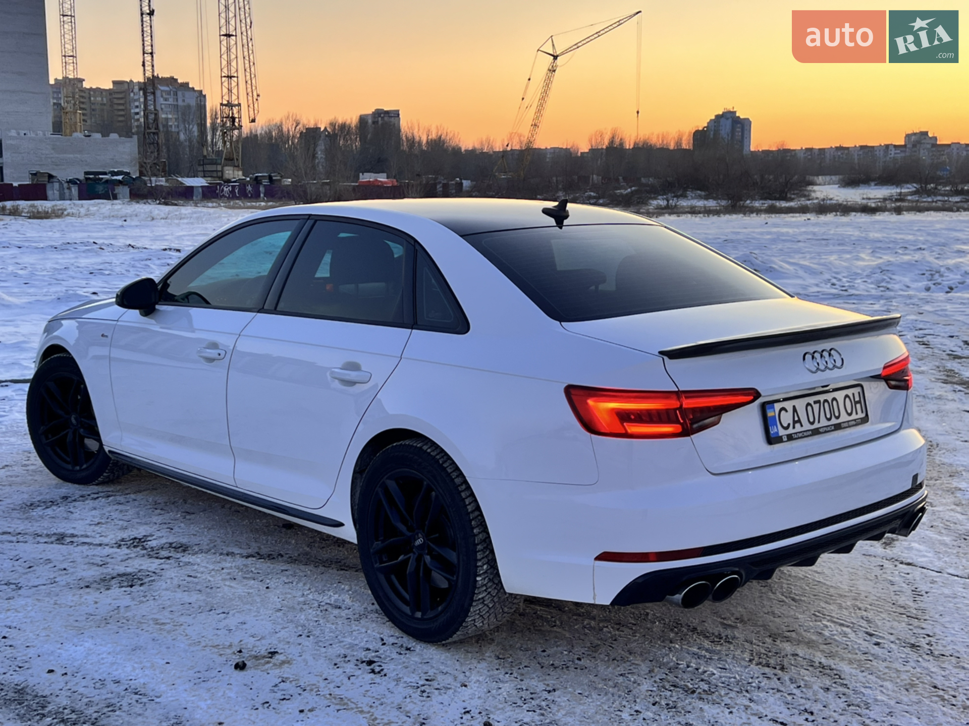 2016 Audi A4 - мініатюра 8