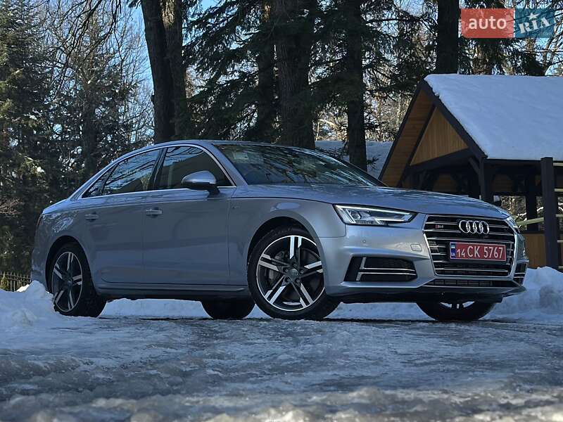 Седан Audi A4 2017 в Дрогобыче