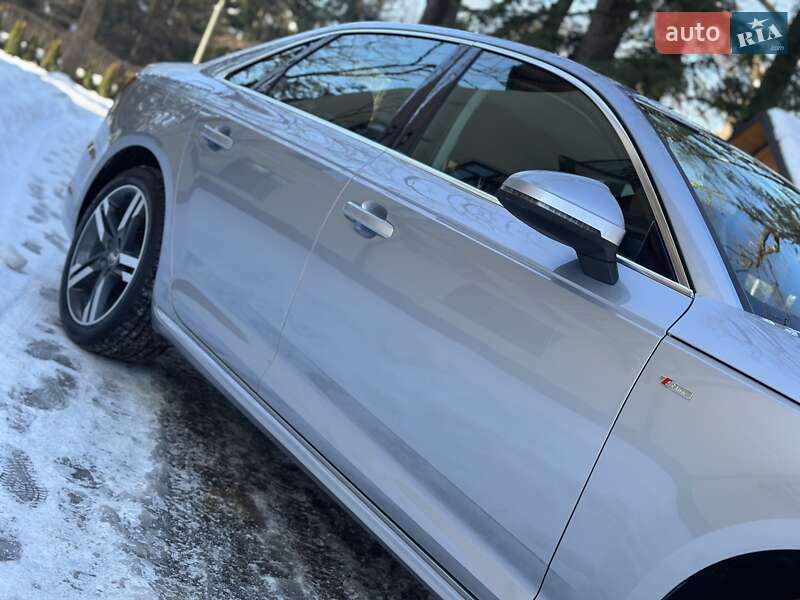 Седан Audi A4 2017 в Дрогобыче