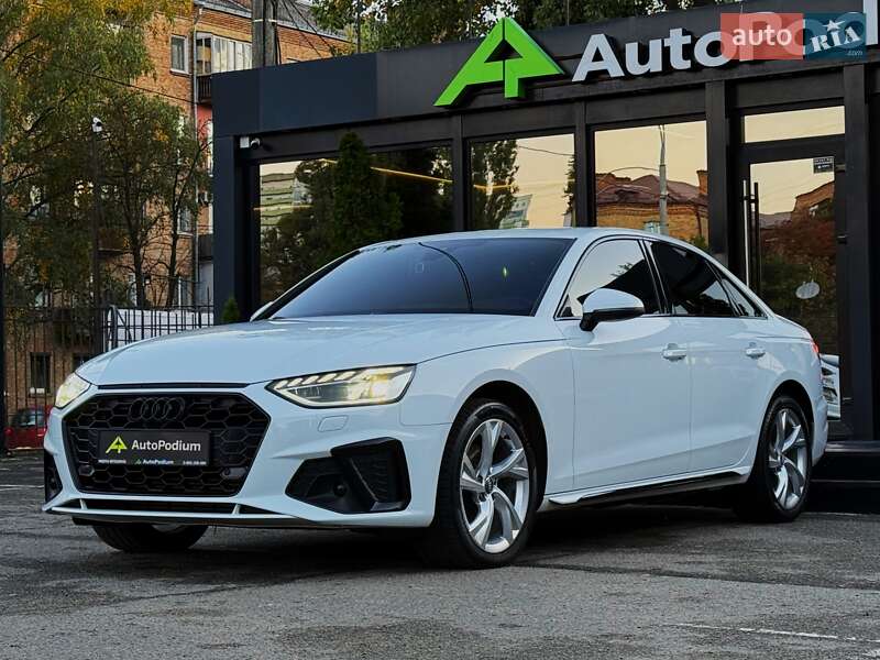 Седан Audi A4 2020 в Киеве