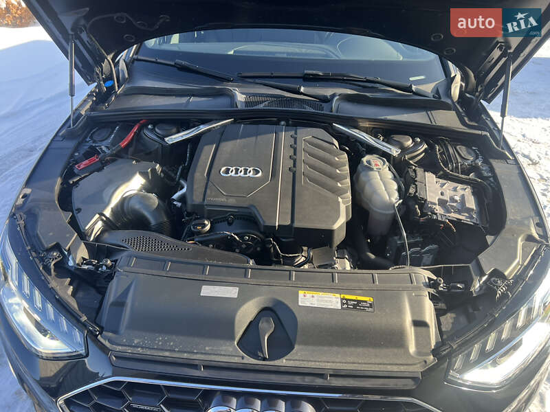 Седан Audi A4 2023 в Днепре