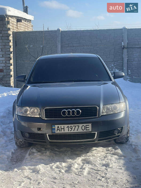 Седан Audi A4 2001 в Павлограді