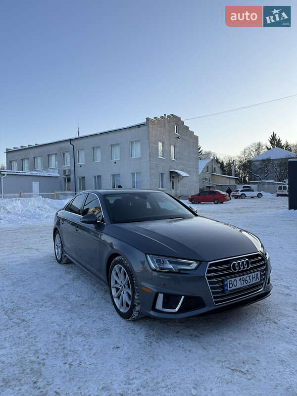 Седан Audi A4 2019 в Бучаче