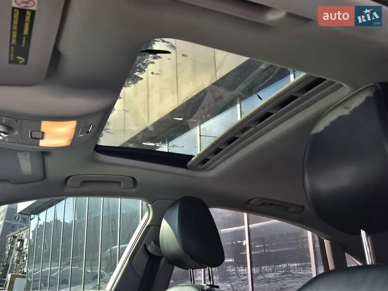 Седан Audi A4 2012 в Києві