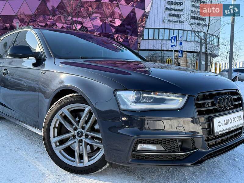 Универсал Audi A4 2015 в Киеве