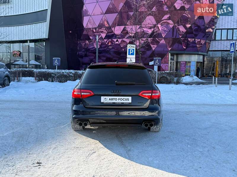 Универсал Audi A4 2015 в Киеве