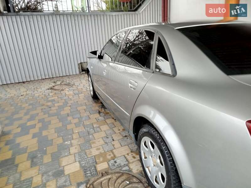 Седан Audi A4 2001 в Тернополі