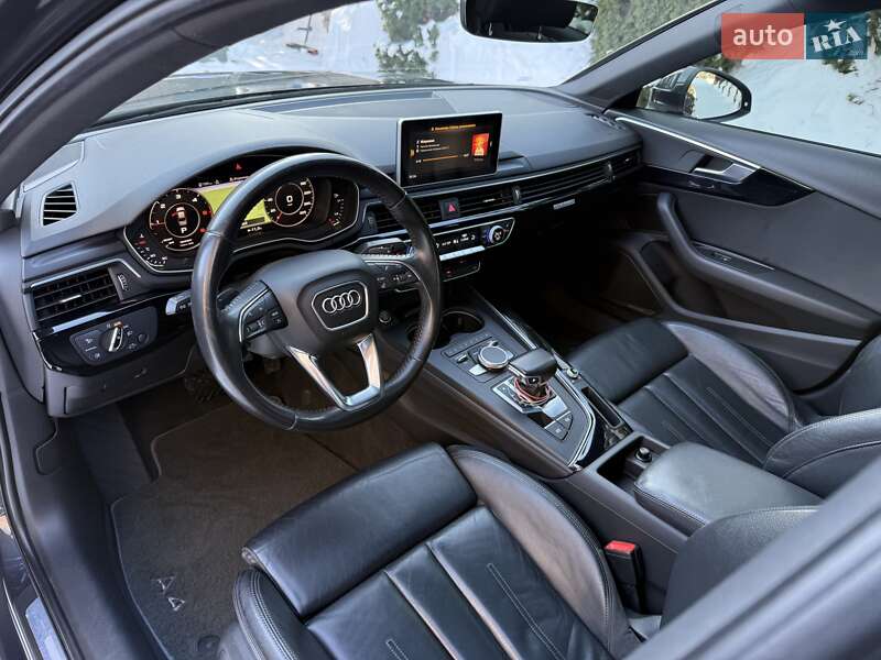 Седан Audi A4 2016 в Рівному