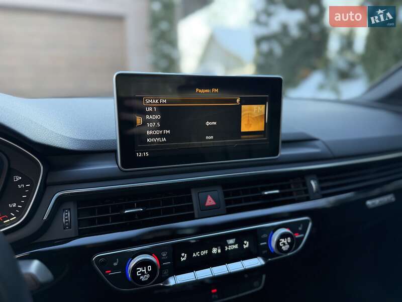 Седан Audi A4 2016 в Рівному