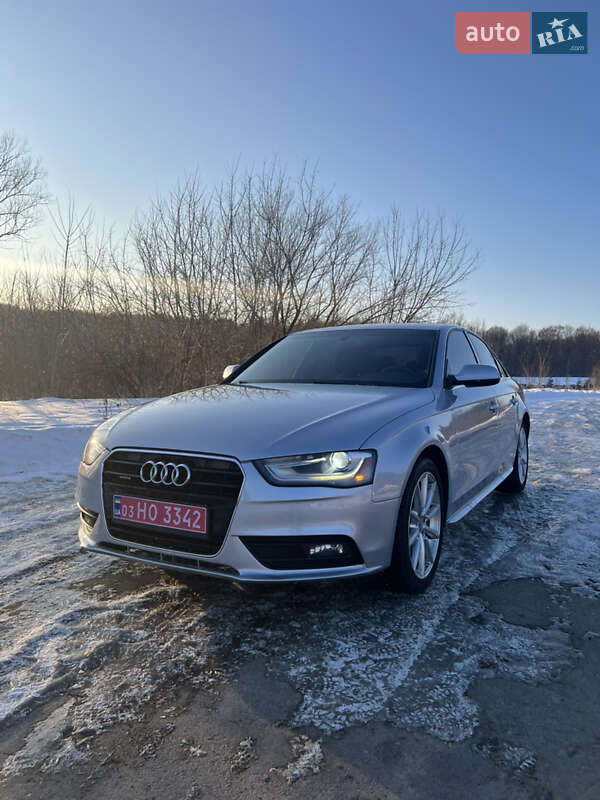 Седан Audi A4 2015 в Надвірній фото Седан Audi A4 2015 в Надвірній