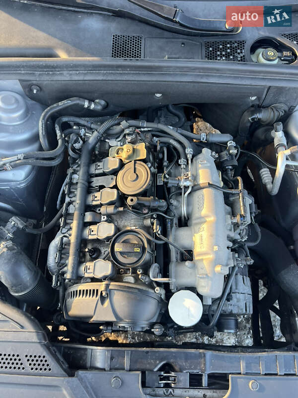 Седан Audi A4 2015 в Надвірній фото 19 Седан Audi A4 2015 в Надвірній