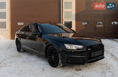 Седан Audi A4 2019 в Чернигове