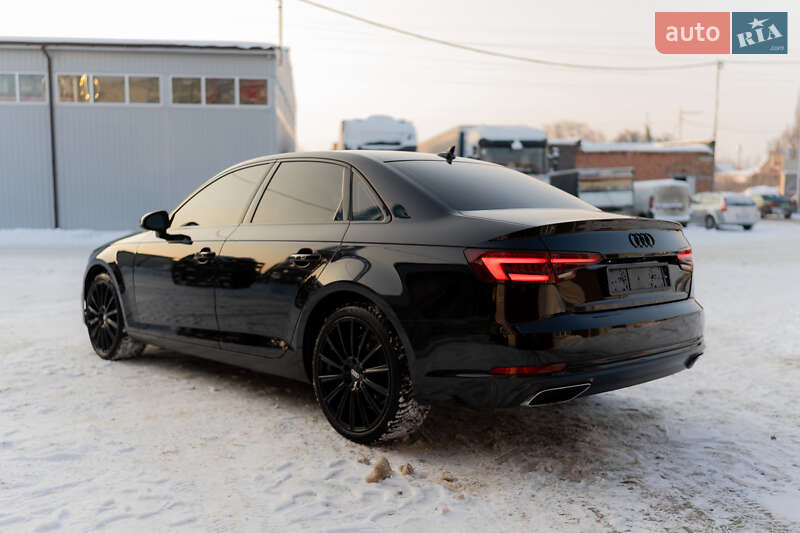 Седан Audi A4 2019 в Киеве