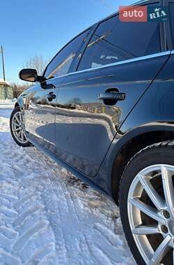 Седан Audi A4 2015 в Рава-Русской