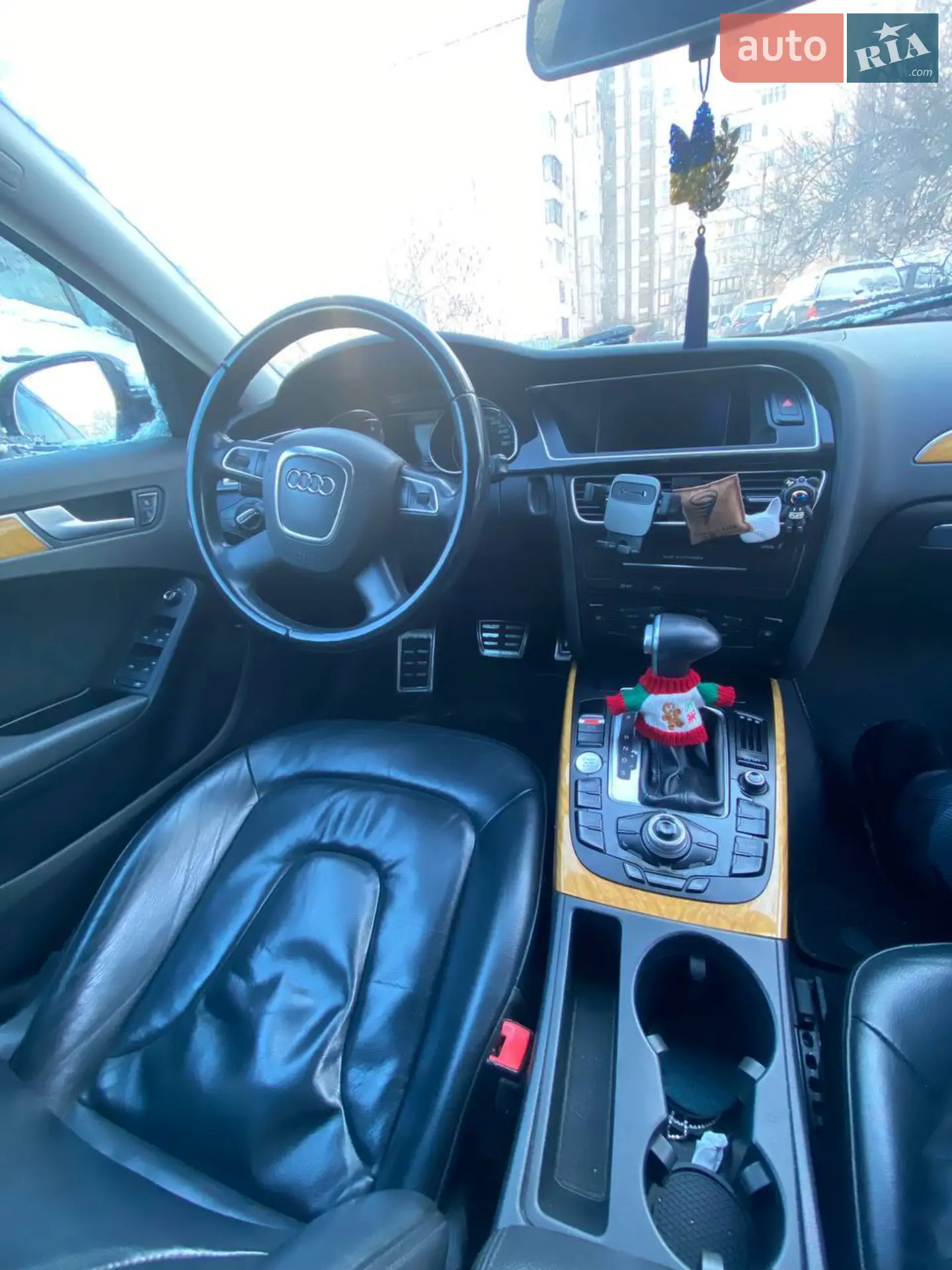 2011 Audi A4 - мініатюра 4