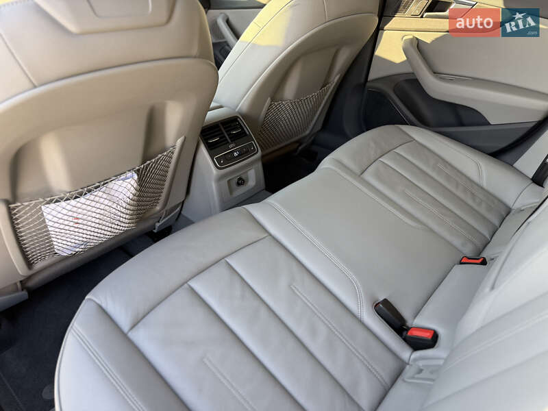 Седан Audi A4 2018 в Броварах