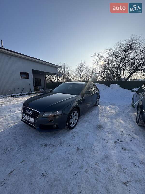 Универсал Audi A4 2010 в Ровно