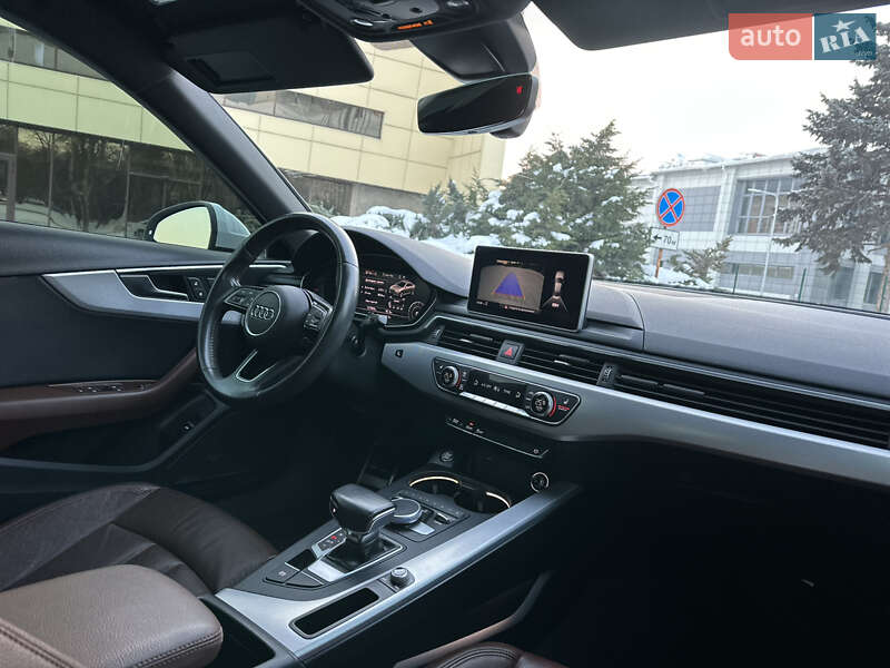 Седан Audi A4 2018 в Запоріжжі