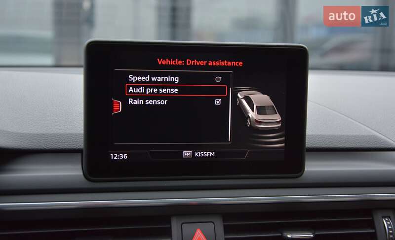Седан Audi A4 2018 в Києві