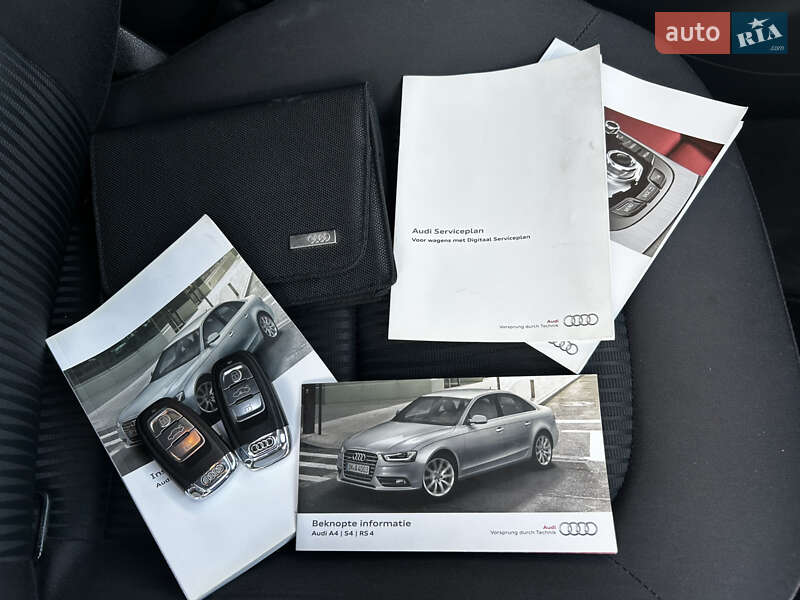 Седан Audi A4 2014 в Мукачевому