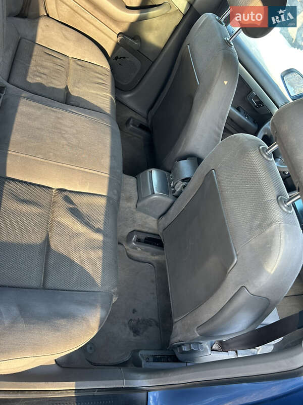 Седан Audi A4 2001 в Рівному