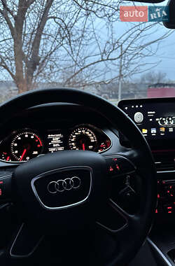 Седан Audi A4 2013 в Сарнах