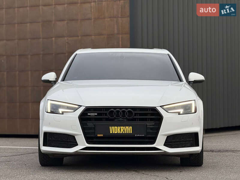Седан Audi A4 2019 в Киеве