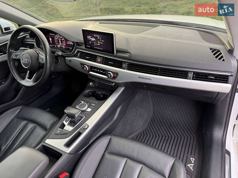 Седан Audi A4 2019 в Киеве