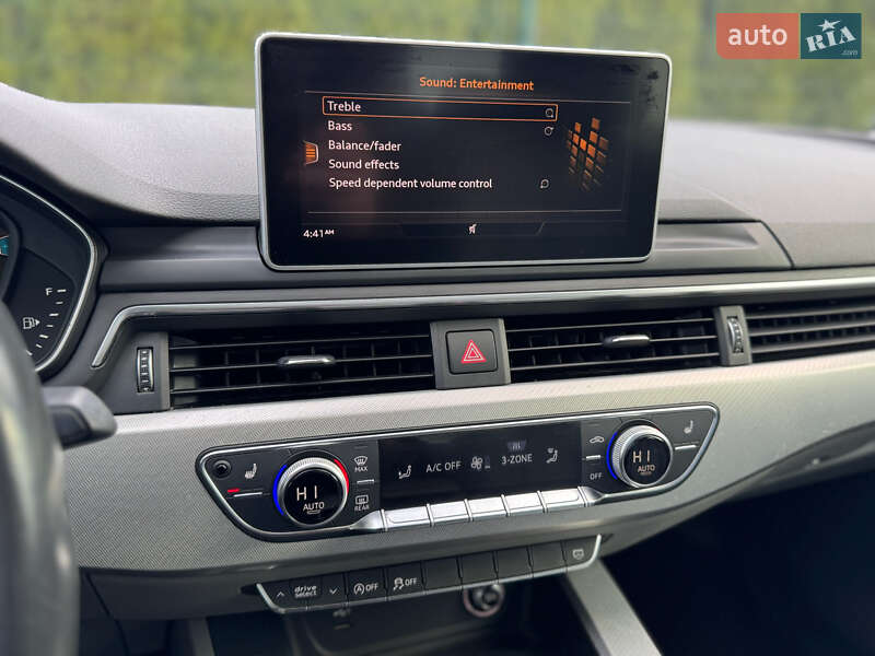 Седан Audi A4 2018 в Одессе