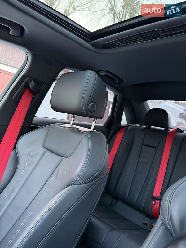 Седан Audi A4 2023 в Ивано-Франковске