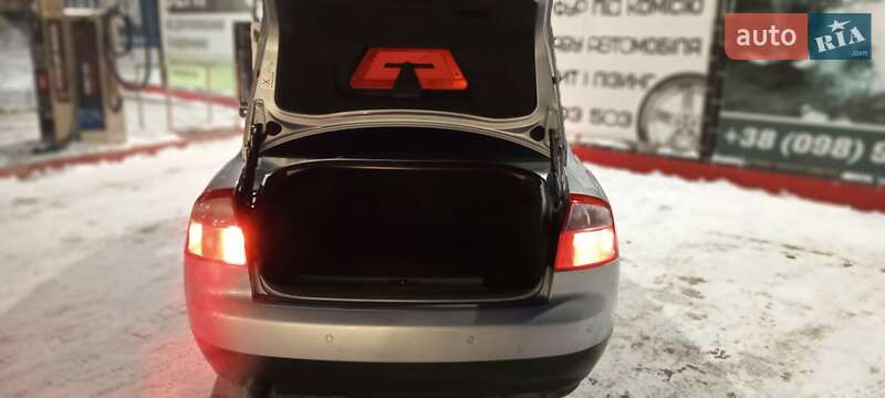 Седан Audi A4 2001 в Тернополі