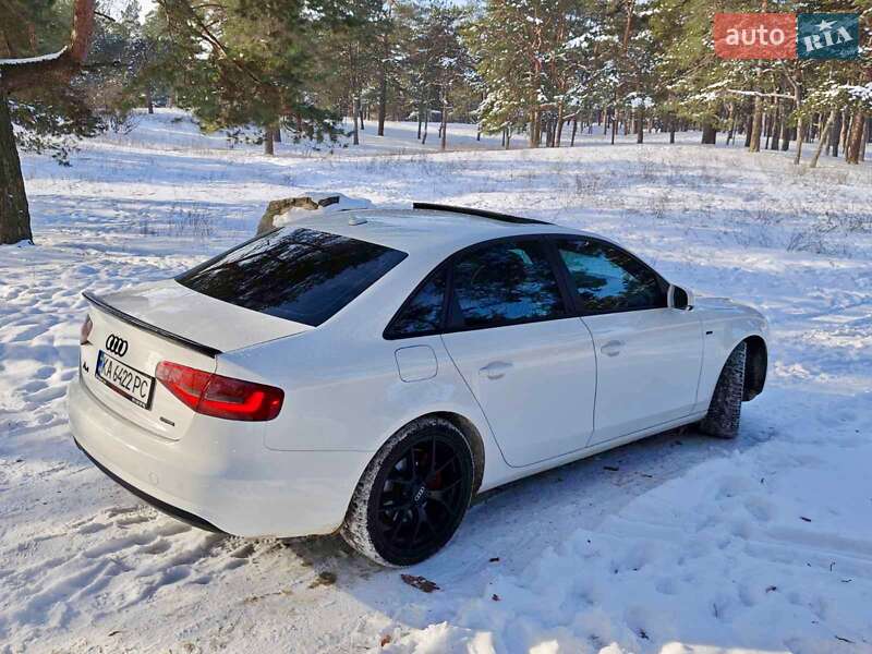 Седан Audi A4 2014 в Дніпрі
