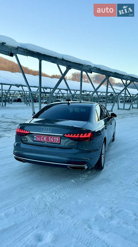 Седан Audi A4 2020 в Львове