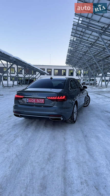 Седан Audi A4 2020 в Львове