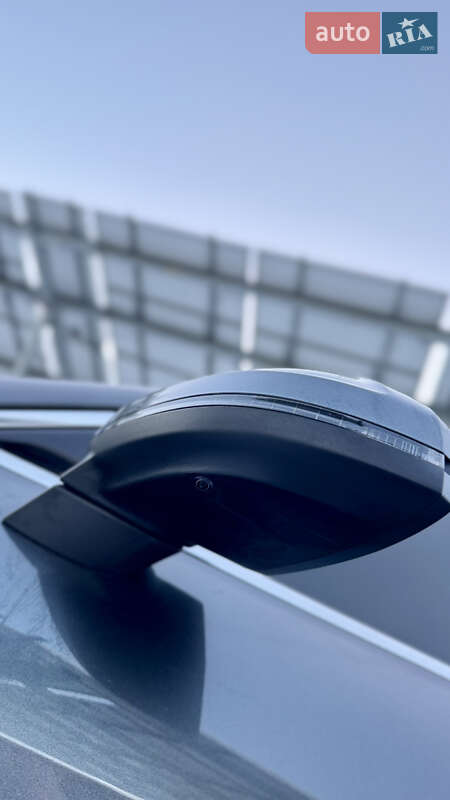 Седан Audi A4 2020 в Львове