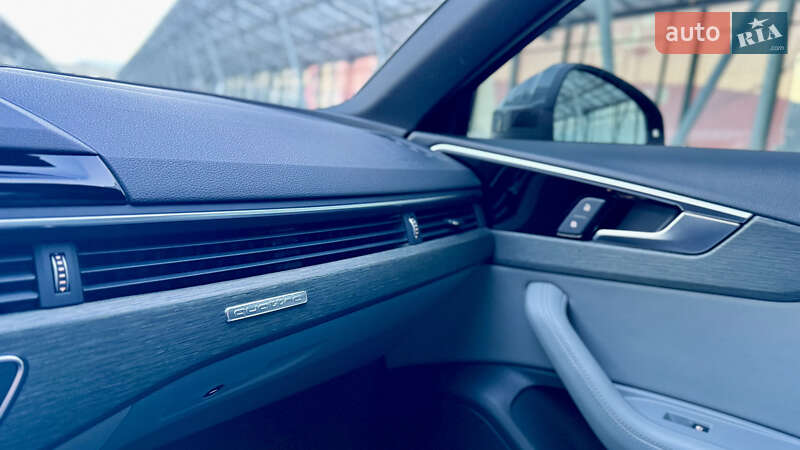 Седан Audi A4 2020 в Львове