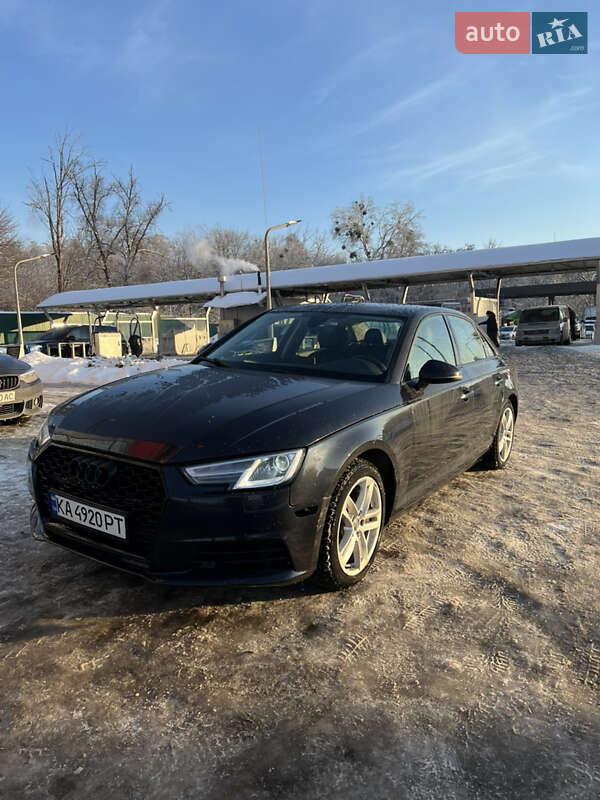 Седан Audi A4 2016 в Києві