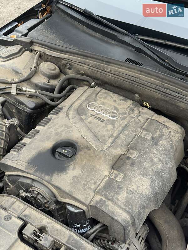 Седан Audi A4 2012 в Сумах