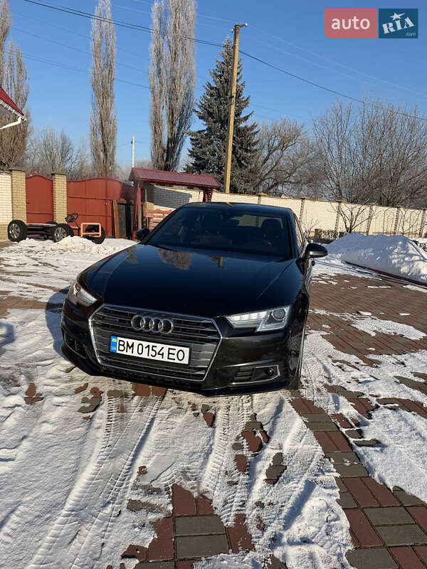Седан Audi A4 2017 в Киеве