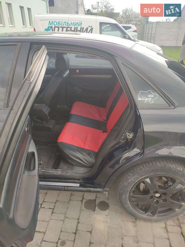 Седан Audi A4 1999 в Крыжополе