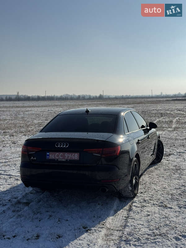 Седан Audi A4 2017 в Полтаві