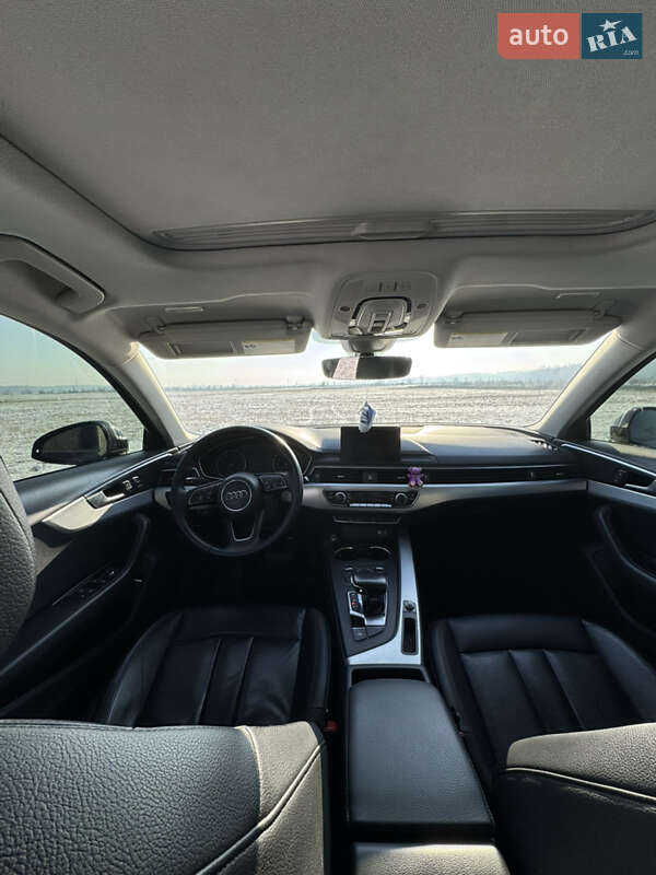 Седан Audi A4 2017 в Полтаві