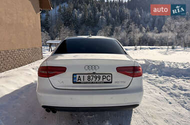 Седан Audi A4 2015 в Славском
