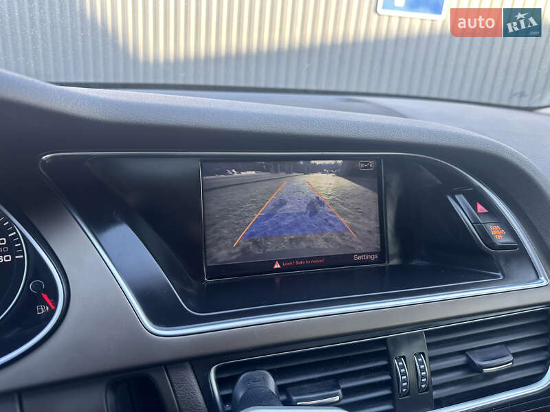 Седан Audi A4 2014 в Чернігові