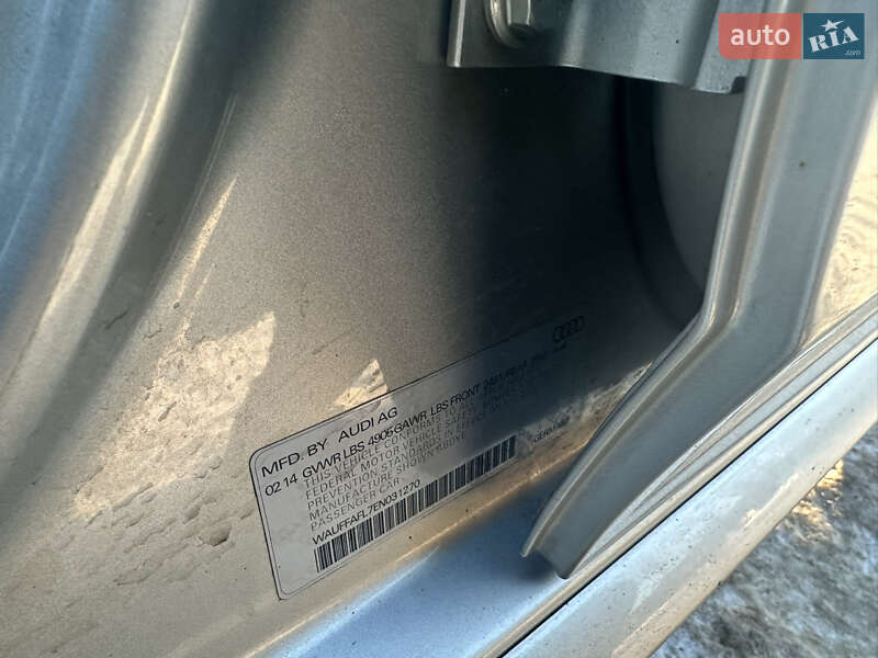 Седан Audi A4 2014 в Чернігові