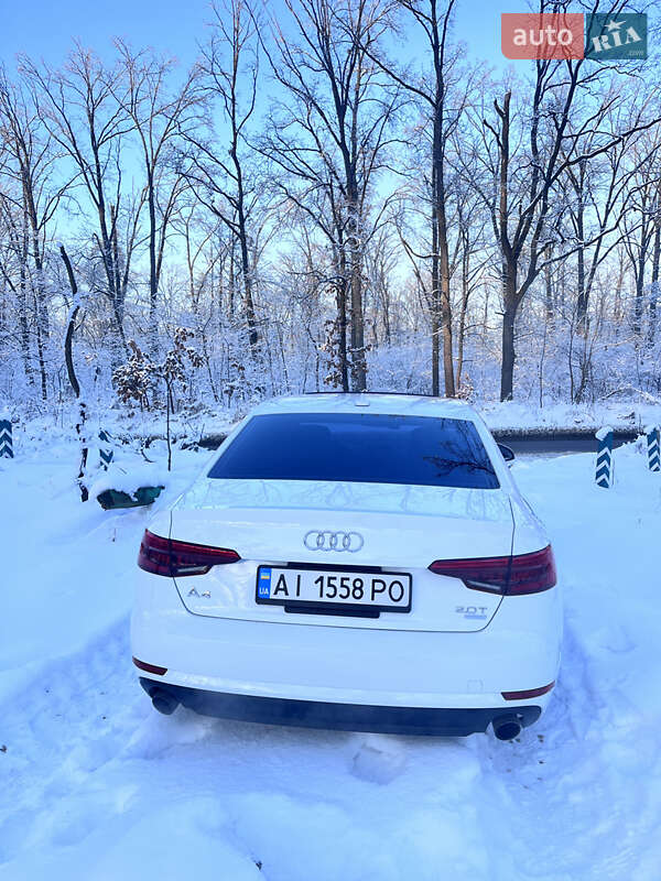 Седан Audi A4 2016 в Киеве