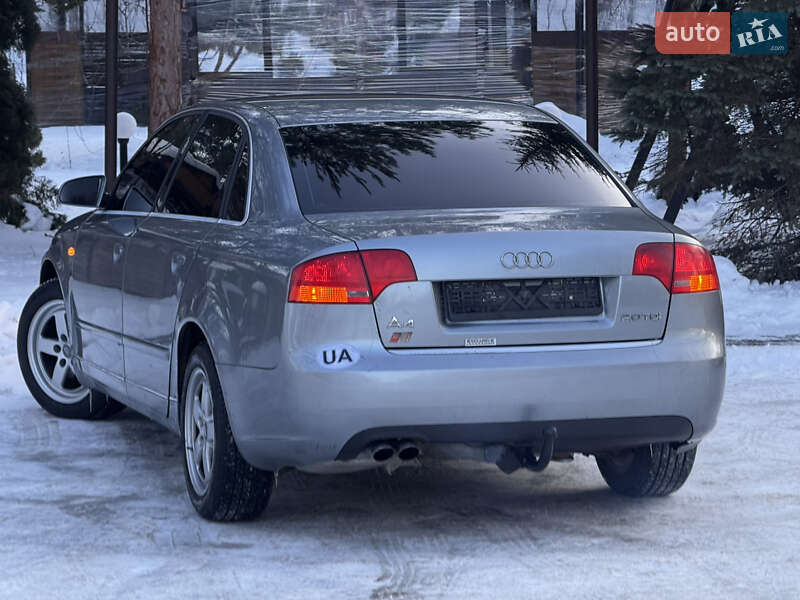 Седан Audi A4 2005 в Дрогобыче
