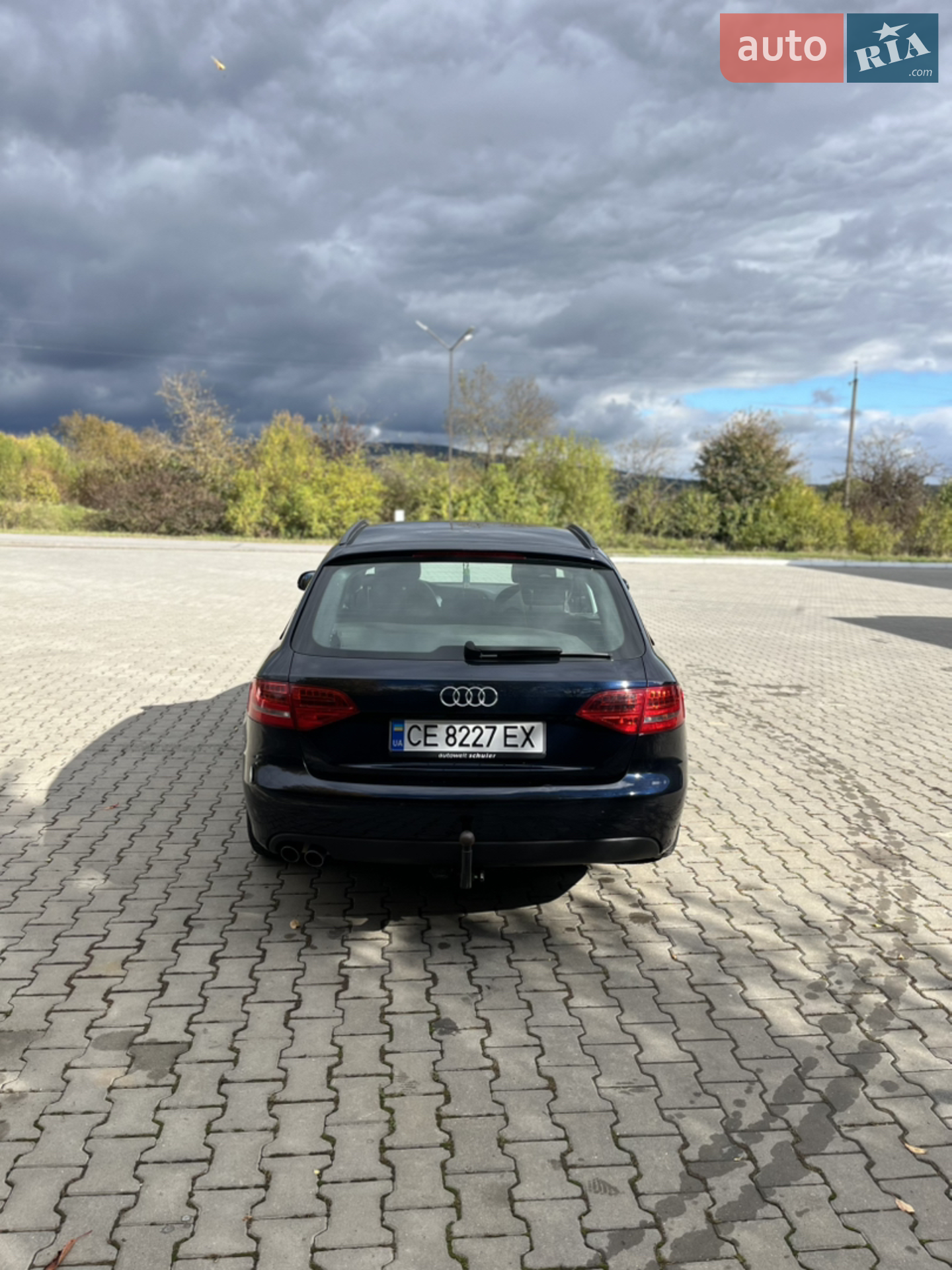 2010 Audi A4 - мініатюра 3